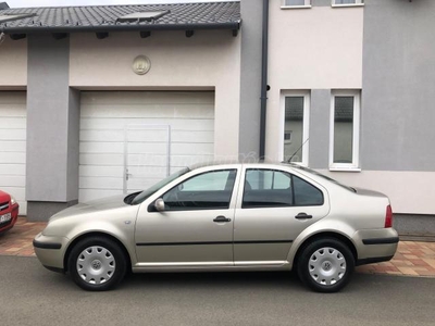 VOLKSWAGEN BORA 1.6 195 ezer km !!!