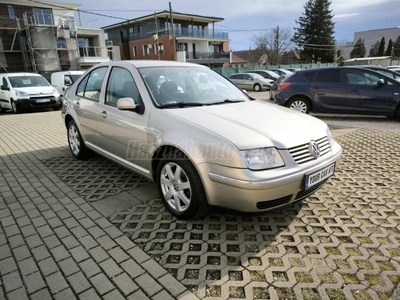 VOLKSWAGEN BORA 1.6 Comfortline FRISS MŰSZAKI!