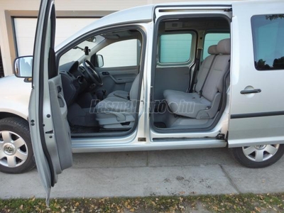 VOLKSWAGEN CADDY 1.9 PD TDI Life Vonóhorog