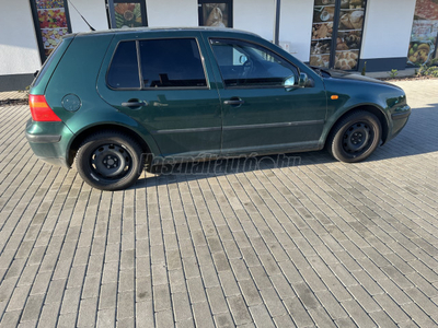 VOLKSWAGEN GOLF IV 1.6 Golf4