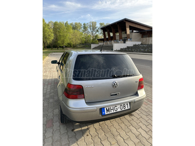 VOLKSWAGEN GOLF IV 1.6 Pacific