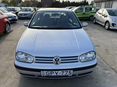 VOLKSWAGEN GOLF IV 1.6 Trendline