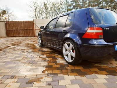 VOLKSWAGEN GOLF IV 1.9 PD TDi