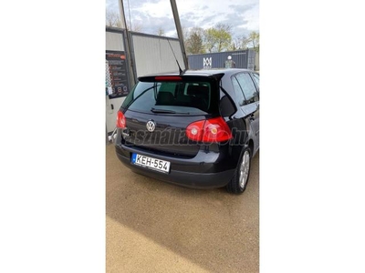 VOLKSWAGEN GOLF V 1.4 Comfortline