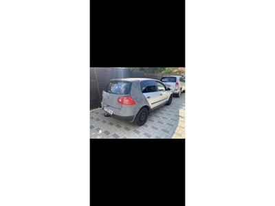 VOLKSWAGEN GOLF V 1.9 TDi Comfortline