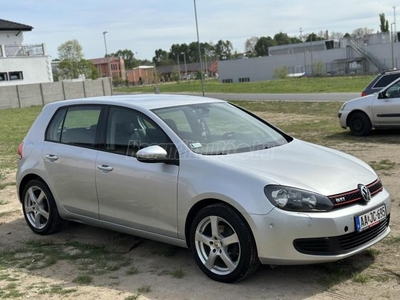 VOLKSWAGEN GOLF VI 1.4 TSI Highline