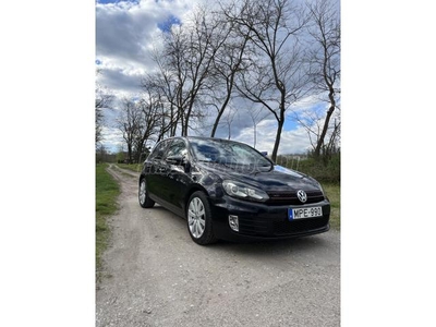 VOLKSWAGEN GOLF VI 1.6 TDi Comfortline