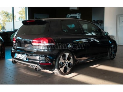 VOLKSWAGEN GOLF VI 2.0 TSI GTI DSG