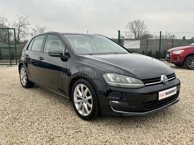 VOLKSWAGEN GOLF VII 2.0 TDI Highline Sérülésmentes-Xenon-Navi-Ülésfűtés-2xRadar-Alcantara-Dupla digitklíma-Vonóhorog