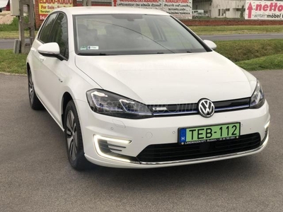 VOLKSWAGEN GOLF VII e-Golf