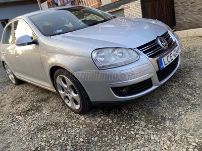 VOLKSWAGEN JETTA 1.9 PD TDI Comfortline