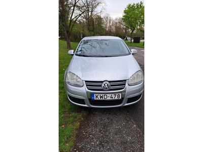 VOLKSWAGEN JETTA V 1.6 Trendline