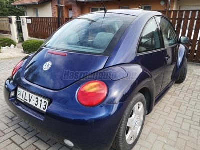 VOLKSWAGEN NEW BEETLE 1.6