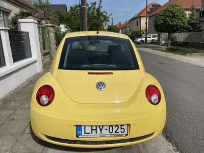 VOLKSWAGEN NEW BEETLE 2.0