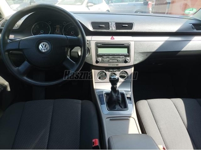 VOLKSWAGEN PASSAT VI Variant 2.0 CR TDI Trendline