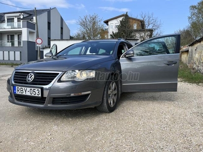 VOLKSWAGEN PASSAT VI Variant 2.0 PD TDI Highline