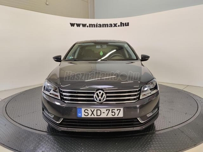 VOLKSWAGEN PASSAT VII 1.4 TSI Comfortline vezérlés és kuplung cserélve. szervizkönyves. leinformálható