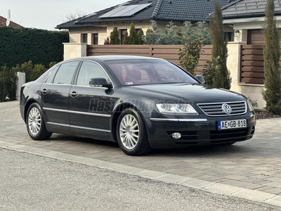 VOLKSWAGEN PHAETON 3.2 V6 (Automata) [5 személy]