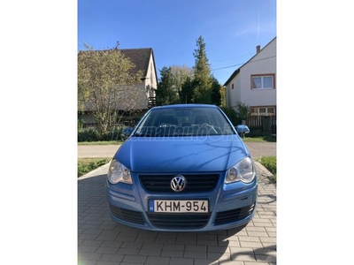 VOLKSWAGEN POLO IV 1.2 65 12V Trendline