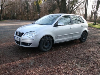 VOLKSWAGEN POLO IV 1.4 80 16V Trendline