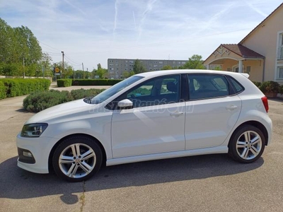 VOLKSWAGEN POLO V 1.2 70 Comfortline R-Line