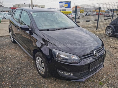 VOLKSWAGEN POLO V 1.2 70 Trendline