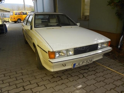 VOLKSWAGEN SCIROCCO 1.6 CL 24 éve egy tulajdonosnál 1.6 GTI karosszáriaváz . 88' gtx külső