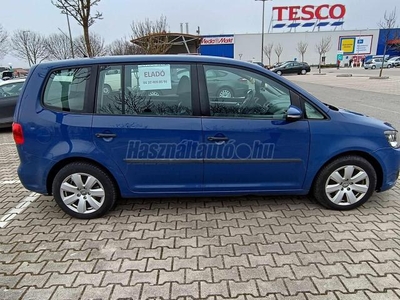 VOLKSWAGEN TOURAN 1.6 CR TDI Comfortline [7 személy]