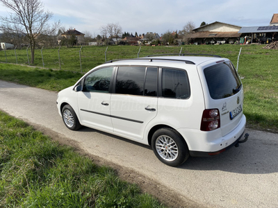 VOLKSWAGEN TOURAN 1.9 PD TDi Trendline