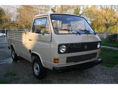 VOLKSWAGEN TRANSPORTER T3 1.6 245 091 1.6 TD. Pritsche (Doka) felújított állapotban