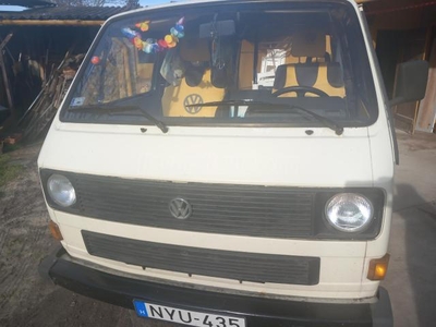 VOLKSWAGEN TRANSPORTER T3 Caravelle