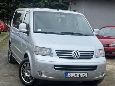 VOLKSWAGEN TRANSPORTER T5 2.5 TDI Multivan Comfortline Kétoldali tolóajtó / Asztal / Forgatható ülések