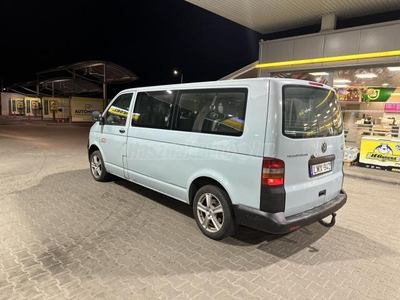 VOLKSWAGEN TRANSPORTER T5 Mikrobusz 1.9 TDI Long Kivitel