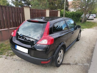 VOLVO C30 2.0 Summum