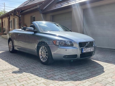 VOLVO C70 2.4i Momentum