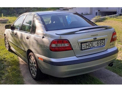 VOLVO S40 1.6