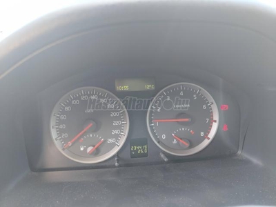 VOLVO S40 1.8 Summum