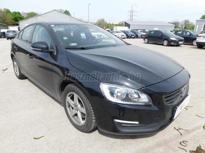 VOLVO S60 2.0 D [D4] Momentum 190 LE / ÁFÁS / MAGYARORSZÁGI / 1 TULAJ / SZERVÍZKÖNYV / GARANCIA / NAVI / ÜLÉS