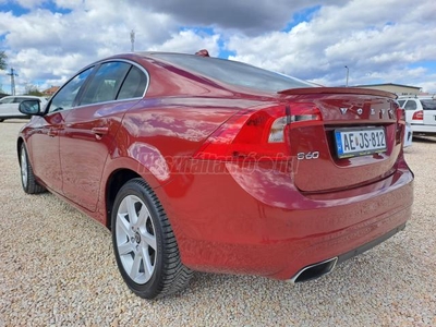 VOLVO S60 3.0 T6 AWD Momentum Geartronic 304 LE / MAGYARORSZÁGI / SZERVÍZKÖNYV / GARANCIA /