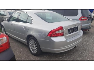 VOLVO S80 2.4 D [D5] AWD Summum Geartronic