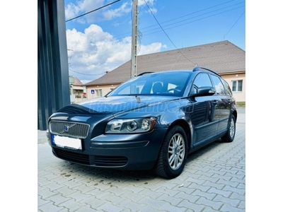 VOLVO V50 1.6 D Momentum