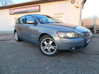 VOLVO V50 1.6 D Momentum DUPLA DIGIT KLÍMA. MULTIKORMÁNY