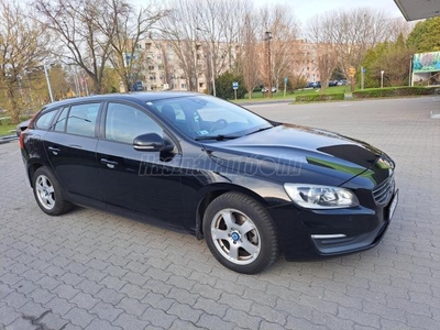 VOLVO V60 1.6 D [D2] Momentum Powershift FACELIFT!