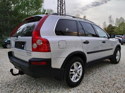 VOLVO XC90 2.4 D [D5] Kinetic (7 személyes ) BŐR. ALUFELNI. ÜLÉSFŰTÉS. RADAR. KLÍMA. SZÉP ÁLLAPOT. FRISS SZERVÍZ