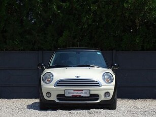 MINI-COOPER CLUBMAN-16-D-DIGIT-6SEBESSEG-SZERVKONYV-AZONNAL-ELVIHETO-ALUFELNI