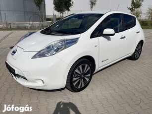 Nissan Leaf Black 30 kWh (Automata) Sérülésmentes!