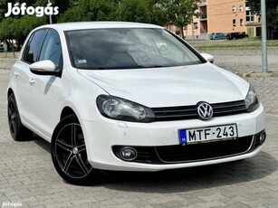 Volkswagen Golf VI 1.6 TDi Highline DSG