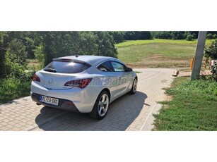 OPEL ASTRA J GTC 1.4 T Start-Stop Sport