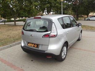 RENAULT SCENIC Scénic 1.2 TCe Dynamique Start&Stop 101.070 km!!!