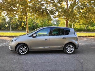 RENAULT SCENIC Scénic 1.5 dCi Privilege